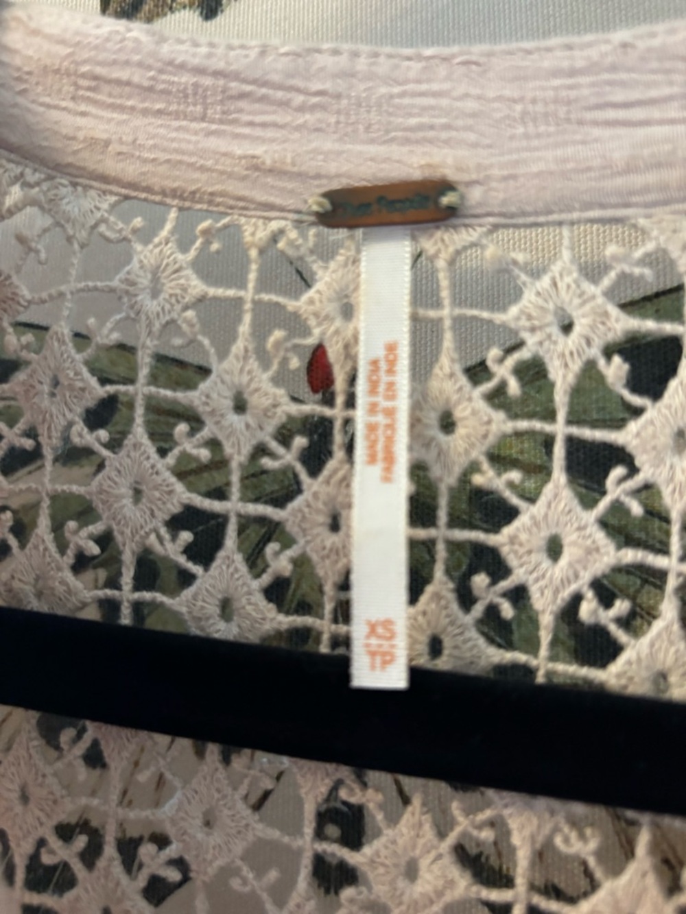 Free People Lace Back Boho Blouse XS Cream Button Front Sheer Long Sleeve - Picture 9 of 9